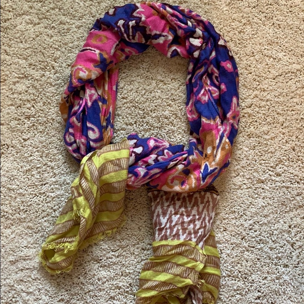 Loft Scarves-Bundle! - image 3